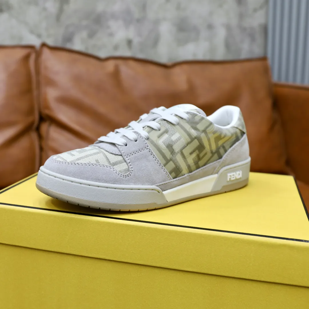 Ex-factory price: 580🔥Couple model (top original order) Brand: FENDI Size: 35-44 (customized for men 38 and 45) Grade: original order quality high version Material: imported original cowhide stitching➕ high-quality and comfortable lining original TPU lightweight non-slip outsole Style category: travel fashion casual shoes versatile trend